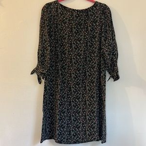 Amour Vert mulberry silk 3/4 sleeve dress with keyhole and tie Extra Small USA